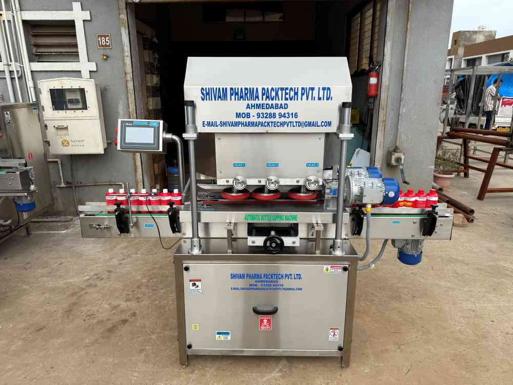 Front view of the Automatic Syringe Volumetric Filling Machine SVF-60